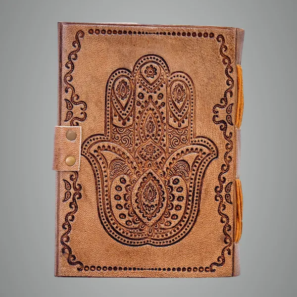 Brown_Leather_&_Paper_Diary_For_Unisex