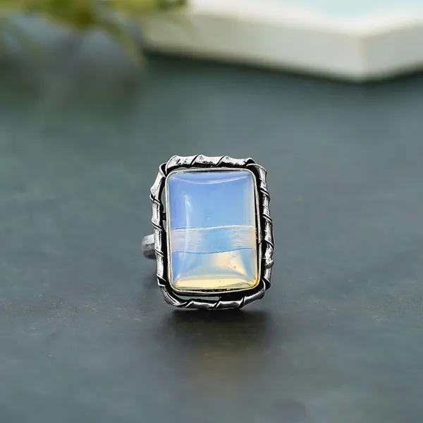 Grey_&_Blue_Flash_Arts_Crystal_Products_Natural_Labradorite_Ring_Set_For_Women_Vintage_Joint_Knuckle_Stackable_Rings_Oval_Gemstone_Ring