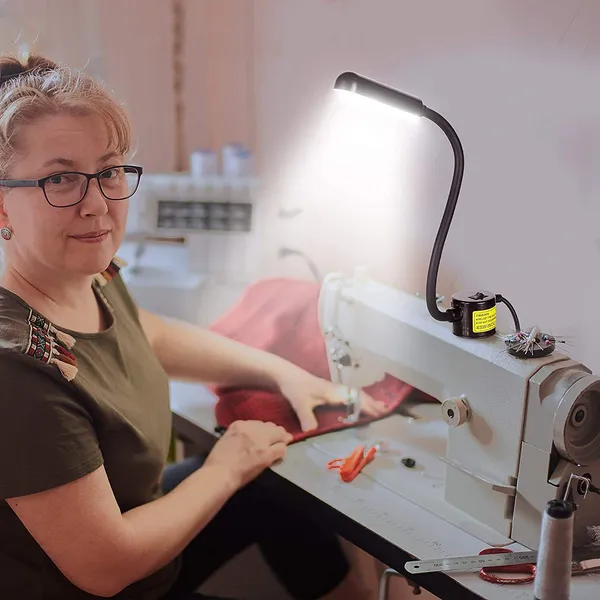 Product_Summary:_Betlex_10W_Sewing_Machine_Light_30_LED's,_Lamp_with_Flexible_Gooseneck_Magnetic_Mounting_Base_Working_Lamp_for_Home_Study_Night_Work,_Workbench_Lathe_Drill_Presses_3D_Printer–Blue_Color-1_pcs