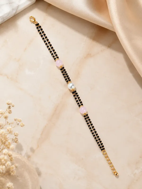 1_GM_Black_Beaded_Bracelet_with_Pearl_&_Pink_Beads