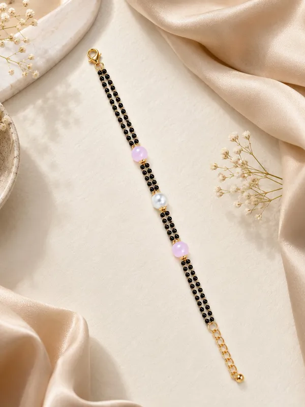 1_GM_Black_Beaded_Bracelet_with_Pearl_&_Pink_Beads