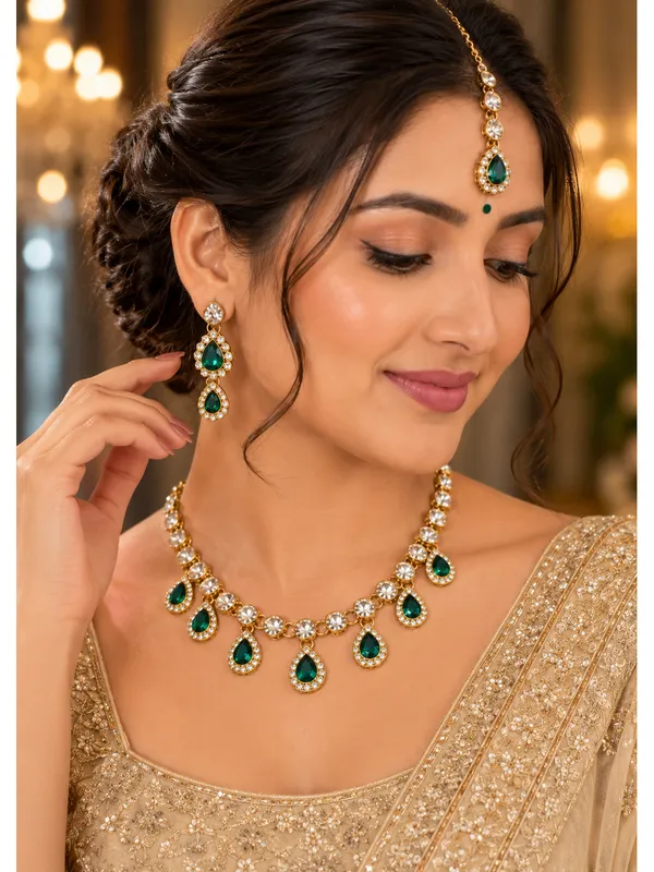 7_Drop_Kundan_Style_Necklace_Set_with_Earrings_and_Maang_Tikka_White_Green