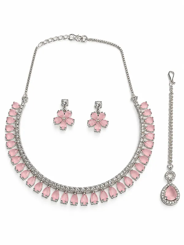 AD_Necklace_Set_with_Earrings_&_Matching_Maangtika