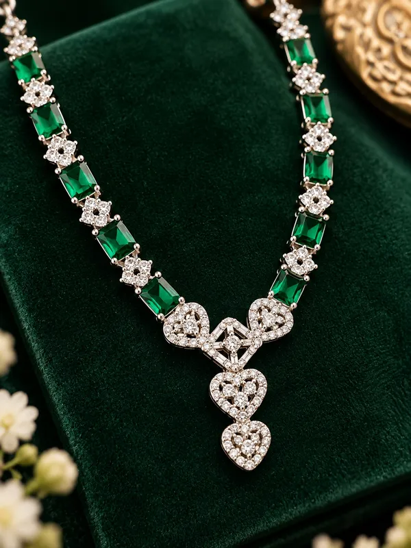 AD_Stone_Green_Stone_Necklace_Set_with_Matching_Earrings