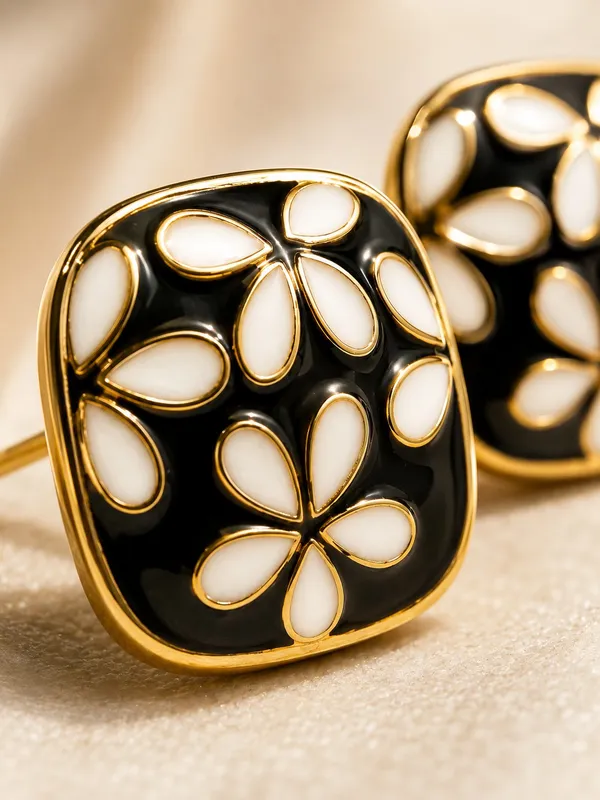 Black_&_White_Meenakari_Floral_Square_Stud_Earrings