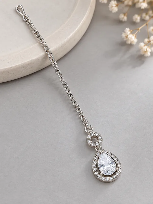 Crystal_Teardrop_Maang_Tikka