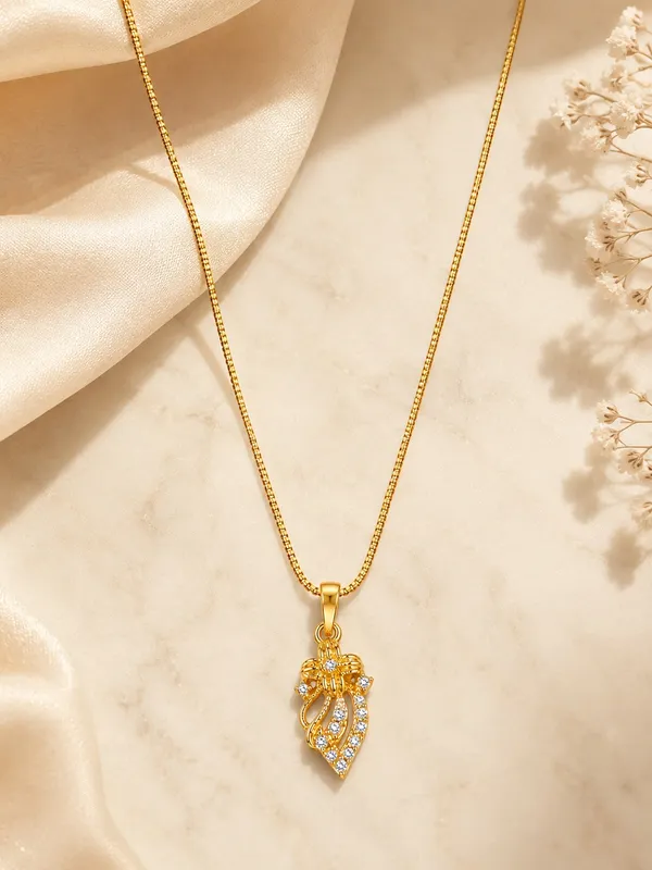 Elegant_Floral_CZ_Gold_Plated_Pendant_Chain