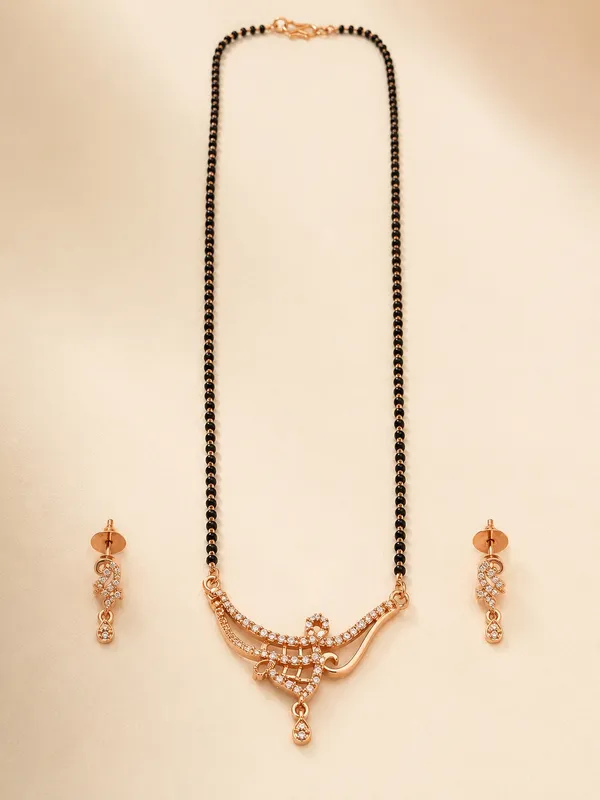 Elegant_Rose_Gold_Plated_Black_Beaded_Chain_with_Designer_Locket_&_Matching_Earrings_18_INCH
