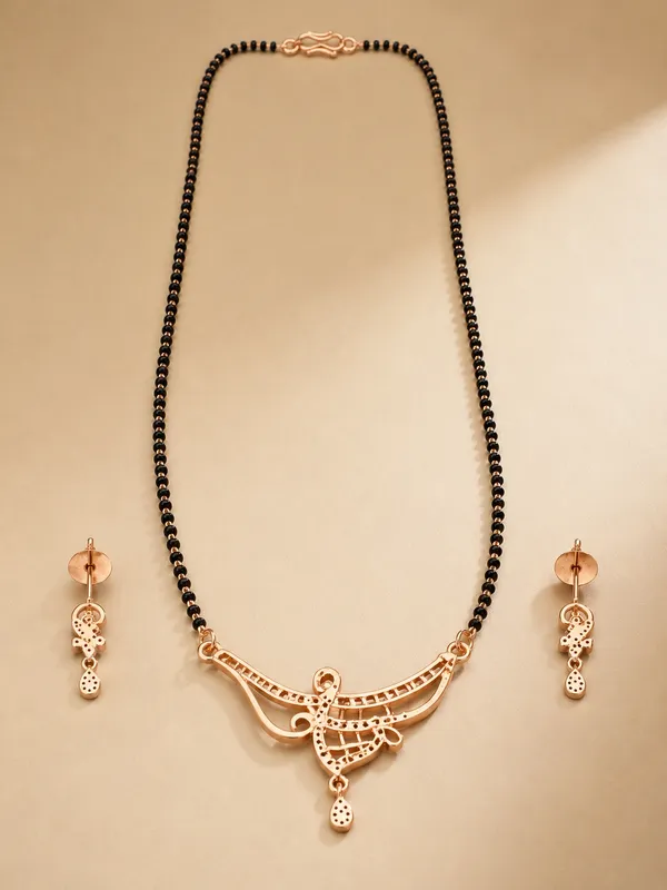 Elegant_Rose_Gold_Plated_Black_Beaded_Chain_with_Designer_Locket_&_Matching_Earrings_18_INCH