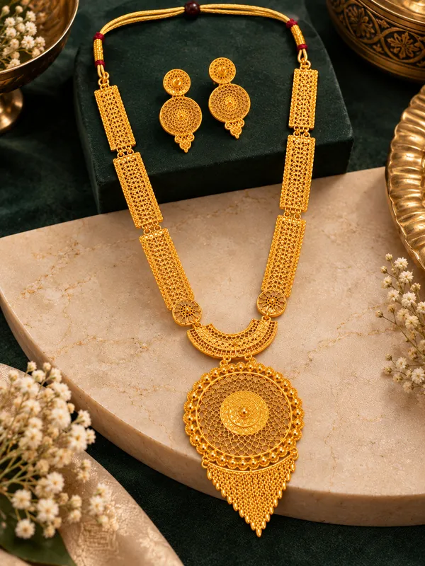 Gold_Plated_Traditional_Necklace_Set_with_Matching_Earrings_for_Women