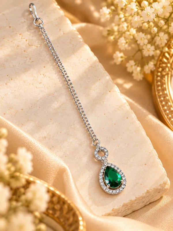 Green_Crystal_Maang_Tikka