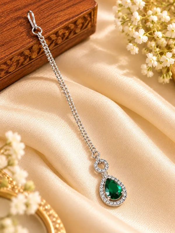 Green_Crystal_Maang_Tikka