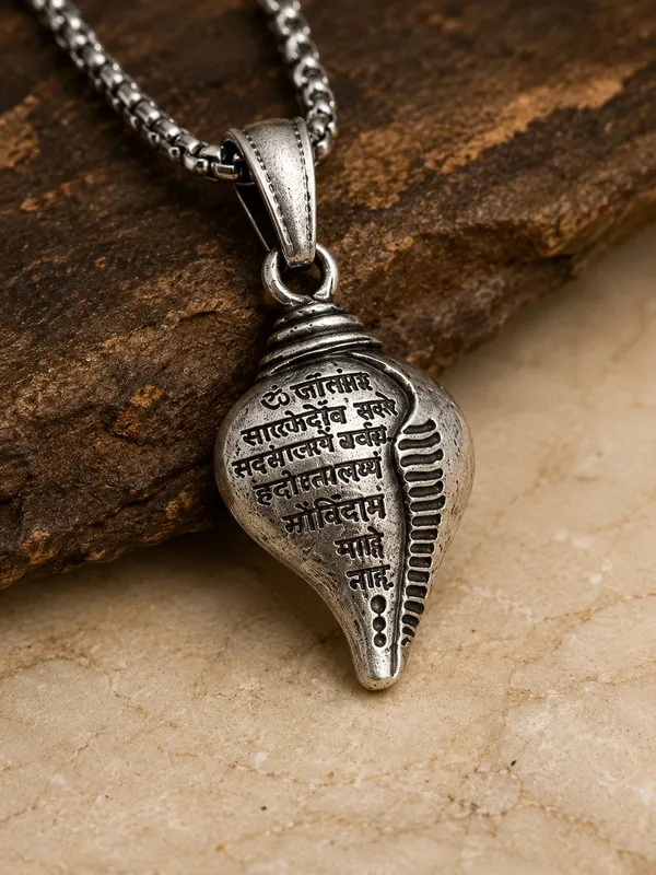 Oxidised_Silver_Shankh_Pendant_with_Chain