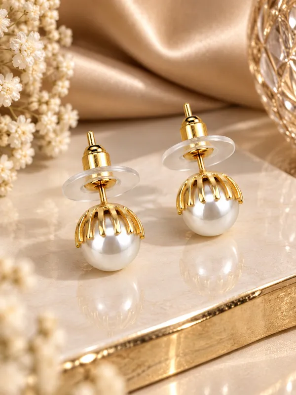 Pearl_Stud_Earrings_with_Silver-Tone_Detailing