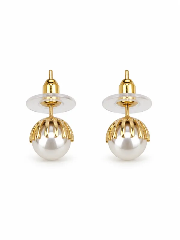 Pearl_Stud_Earrings_with_Silver-Tone_Detailing