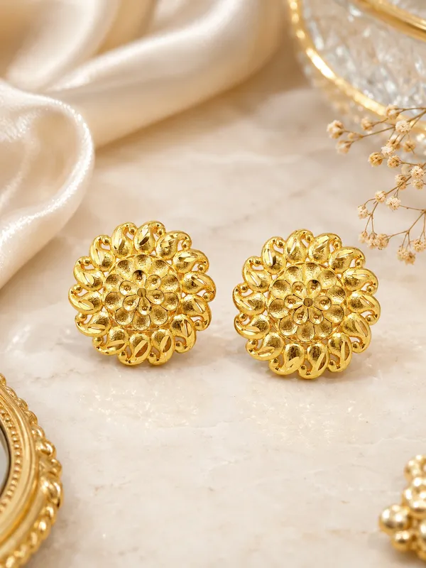 Premium_1_GM_Gold_Plated_Floral_Round_Tops_EarringsS