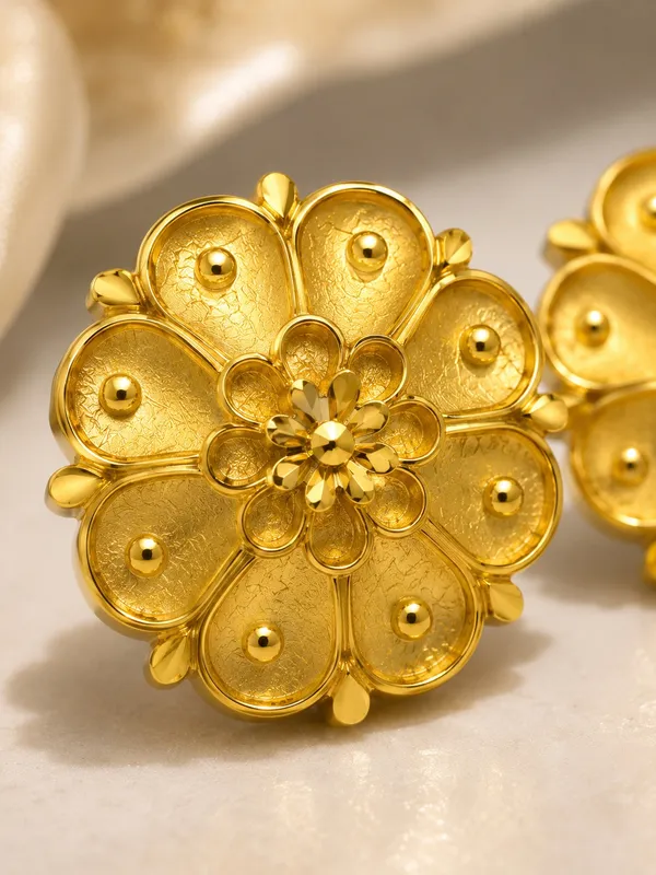 Premium_1_GM_Gold_Plated_Floral_Round_Tops_Earrings