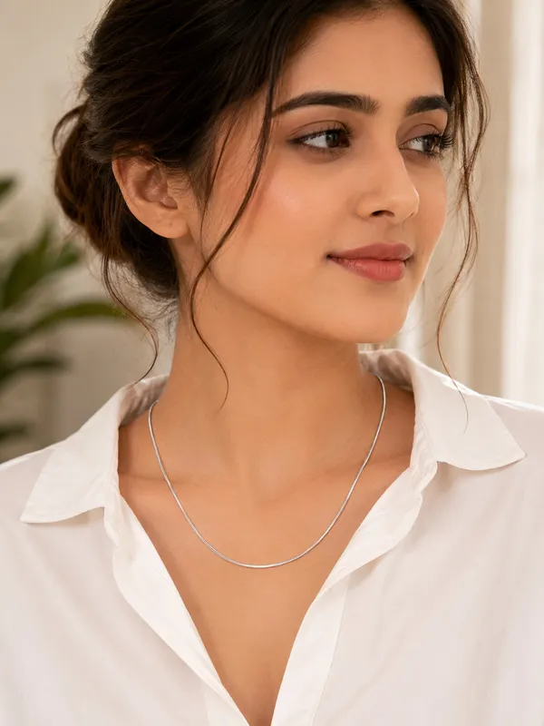 Premium_1_GM_Silver_Finish_Chain_–_18_Inch_Elegant_Daily_Wear_Chain