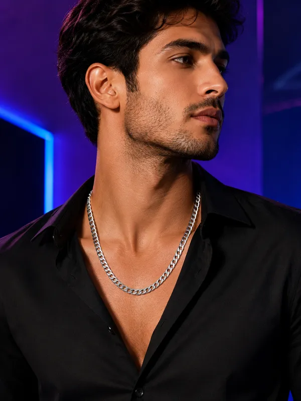 Premium_Silver_Finish_Interlocking_Curb_Chain_for_Men_–_20_Inch_Stylish_Link_Necklace