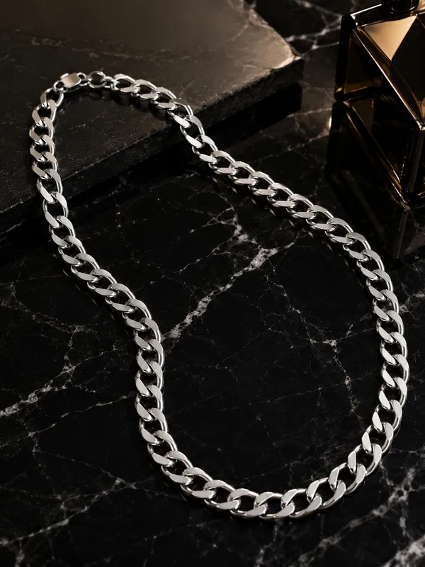 Premium_Silver_Tone_Curb_Link_Chain_for_Men_–_20_Inch_Classic_Fashion_Chain_Necklace