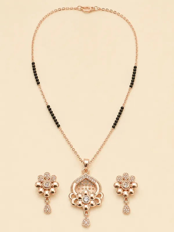 Rose_Gold_Plated_18_Inch_Floral_Chain_with_Black_Beads,_AD_Pendant_&_Matching_Earrings_for_Women