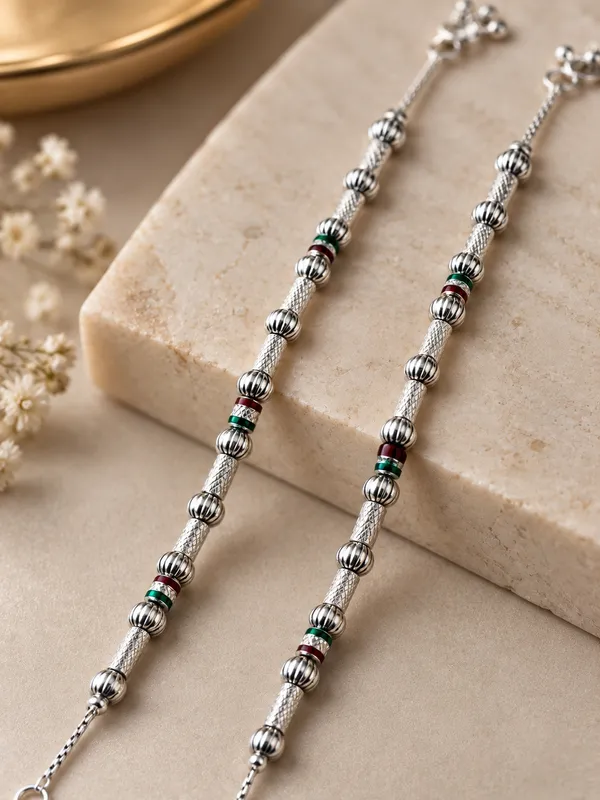 Silver_Plated_Black_&_White_Beads_Pearl_Payal_/_Anklet_–_10_Inch