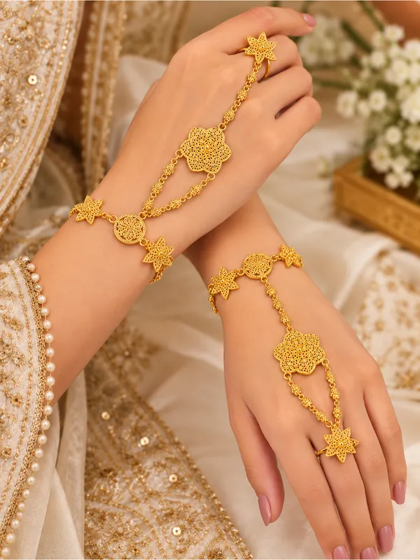 Traditional_Gold_Tone_Floral_Hathphool_for_Women