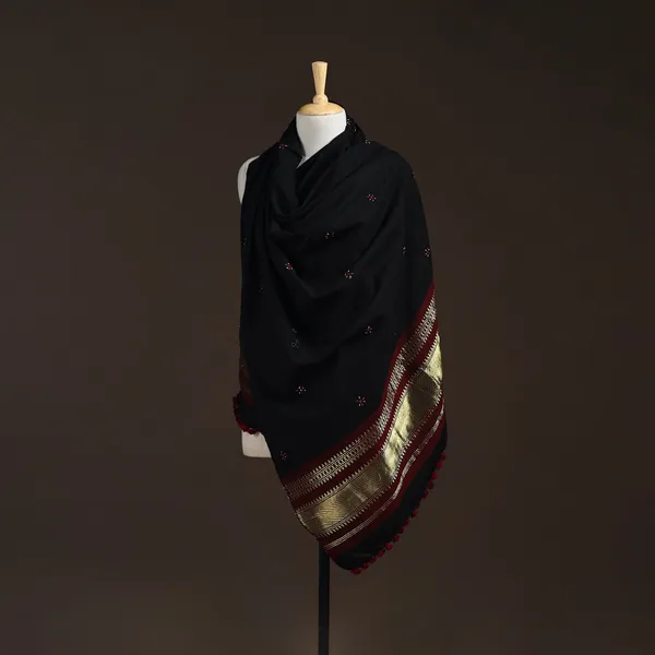 Winter_Special_Bhujodi_Hand_Weaving_Kutchi_By_KH_Jaripatta_Shawl_for_women_Black