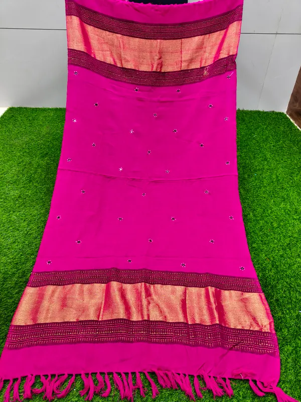 Winter_Special_Bhujodi_Hand_Weaving_Kutchi_By_KH_Jaripatta_Shawl_for_women_PINK