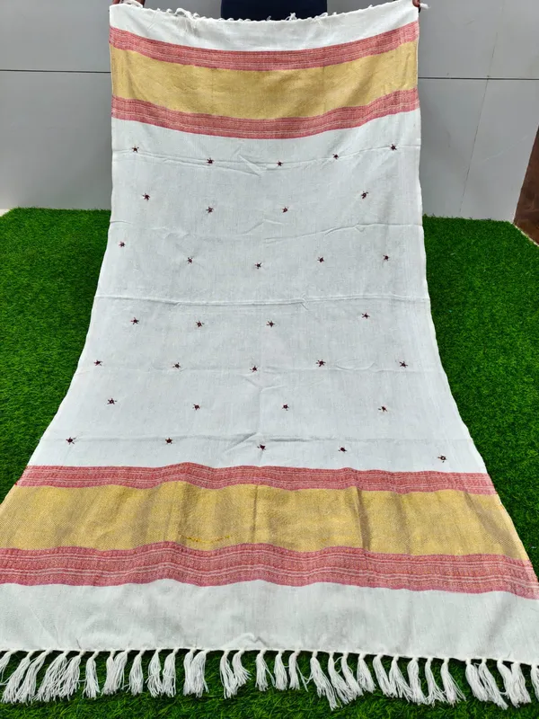 Winter_Special_Bhujodi_Hand_Weaving_Kutchi_By_KH_Jaripatta_Shawl_for_women_White