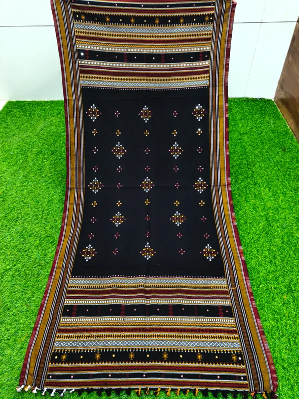 Winter_Special_Bhujodi_Hand_Weaving_Kutchi_KH_Thirteen_Butta_Shawl_for_women_Black