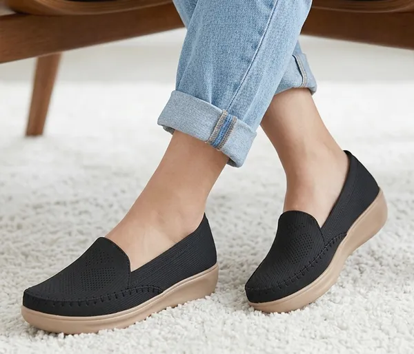 Step_into_effortless_style_and_all-day_comfort_with_these_elegant_wedge_heel_loafers