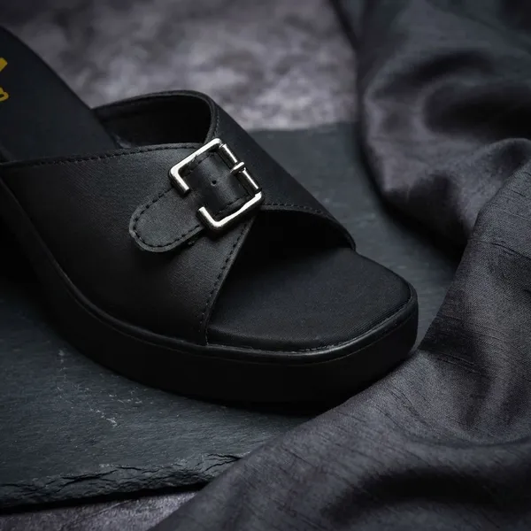 Black_Black_Synthetic_Casual_3_Inch_Heel_Sandal_For_Women