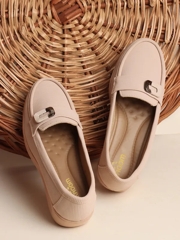 Cream_Cream_Knit_Fabric_Casual_Loafers_For_Women
