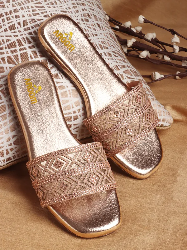 Peach_Stylish_Embellished_Ethnic_Flats_Sandal_With_Textured_Strap_And_Comfortable_Slip_On_Design_For_Women