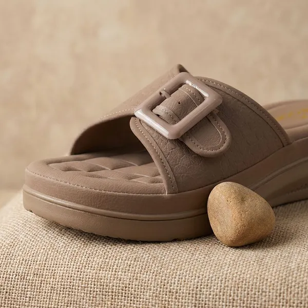 Beige_Elegant_Slide_Women_Sandals_With_Bold_Buckle_And_Soft_Quilted_Footbed_For_Everyday_Comfort