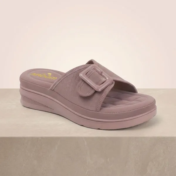 Purple_Elegant_Slide_Women_Sandals_With_Bold_Buckle_And_Soft_Quilted_Footbed_For_Everyday_Comfort