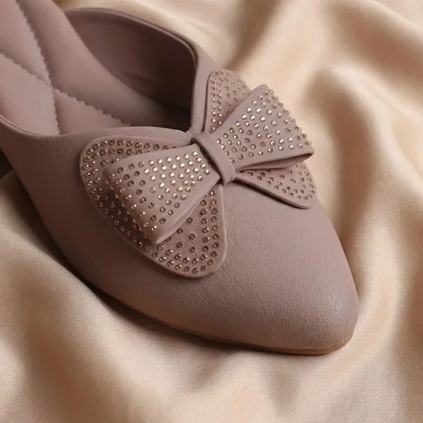 Peach_Stylish_Slip_On_Flats_With_Embellished_Bow_Design_For_Women_Elegant_Comfort_Footwear