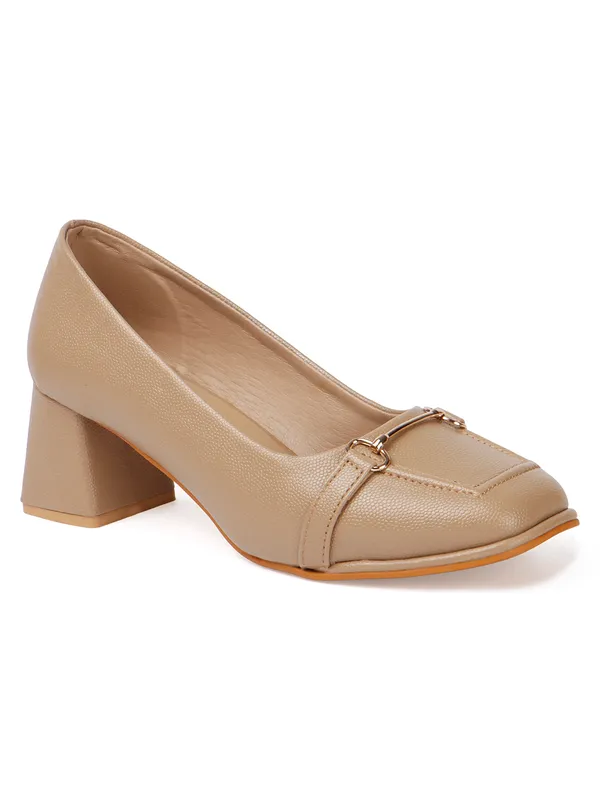 Beige_Elegant_Block_Heels_For_Office,_Formal_Events_&_Chic_Everyday_Outfits_With_Textured_Finish