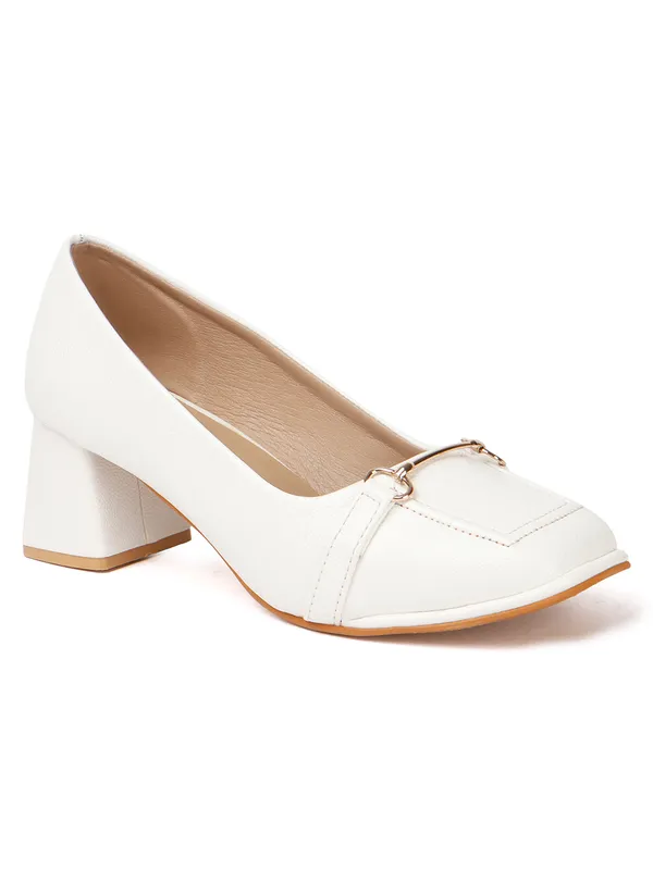 White_Elegant_Block_Heels_For_Office,_Formal_Events_&_Chic_Everyday_Outfits_With_Textured_Finish