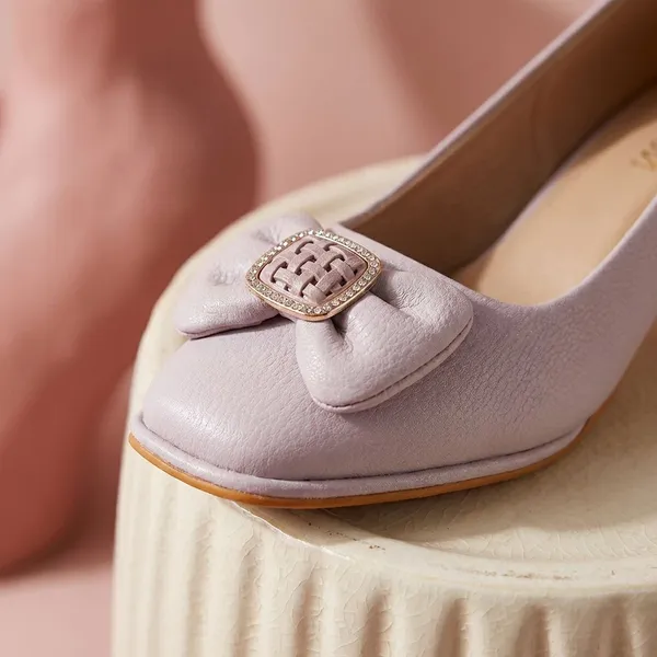 Lavender_Elegant_Black_Party_Block_Heels_For_Women_With_Bow_And_Buckle_Detail