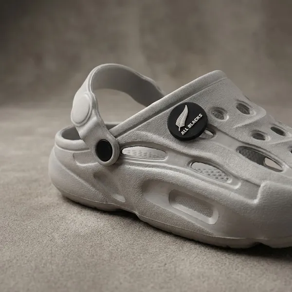 Grey_Lightweight_Eva_Clog_Men_Sandals_With_Adjustable_Back_Strap_And_Anti_Skid_Sole_For_Daily_Comfort