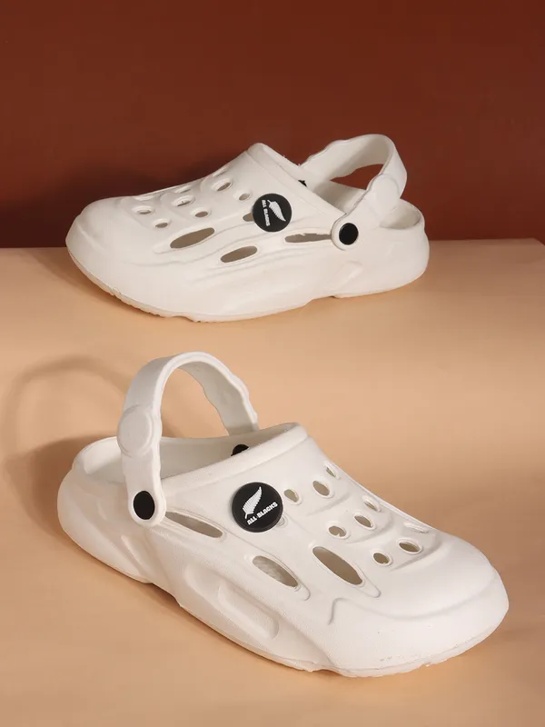 White_Lightweight_Eva_Clog_Men_Sandals_With_Adjustable_Back_Strap_And_Anti_Skid_Sole_For_Daily_Comfort