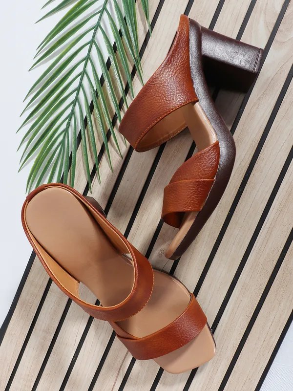 Tan_Trendy_Dual_Strap_Block_Heel_Sandal_For_Women_With_Comfortable_Cushion_Sole