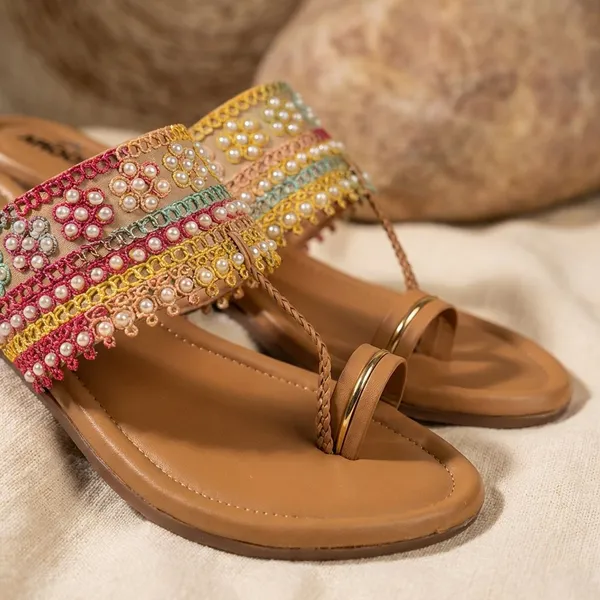 Multicolor_Elegant_Pearl_Embellished_Kolhapuri_Flat_Sandal_For_Women_With_Soft_Comfort_Sole_And_Ethnic_Festive_Design