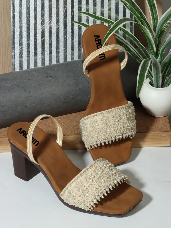 Cream_Elegant_Pearl_Embellished_Block_Heel_Sandal_For_Womenperfect_For_Festive_And_Party_Wear
