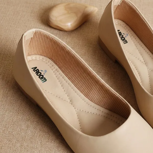 Cream_Elegant_Ballerina_Flats_For_Women_With_Soft_Cushion_Insole_And_Anti_Slip_Sole