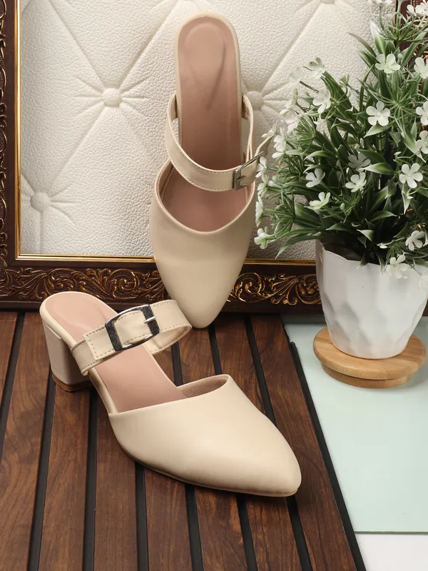 Cream_Stylish_Block_Heel_Mules_For_Women_With_Adjustable_Buckle_Strap_And_Comfortable_Design