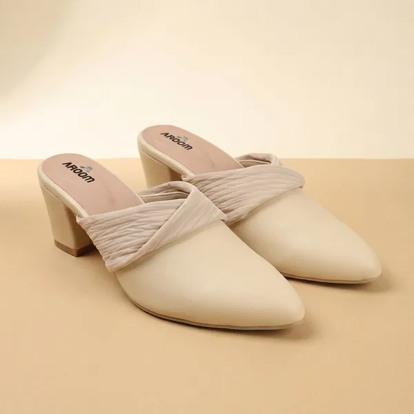 Cream_Trendy_Block_Heel_Mules_For_Women_With_Quilted_Band_Design_And_Comfortable_Soft_Cushion_Insole