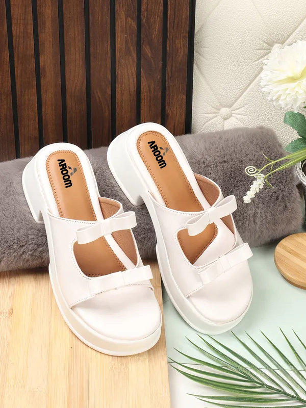 White_Trendy_Platform_Block_Heels_For_Women_With_Double_Bow_Straps_And_Cushioned_Insole_Comfort